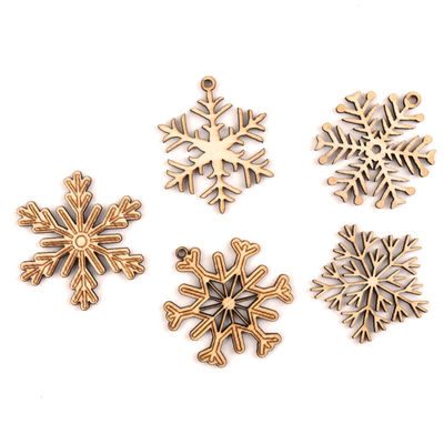 Λευκώματα αποκομμάτων που χρωματίζουν Snowflake τις χειροποίητες ξύλινες τέχνες σχεδίων