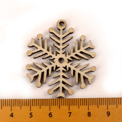 Λευκώματα αποκομμάτων που χρωματίζουν Snowflake τις χειροποίητες ξύλινες τέχνες σχεδίων