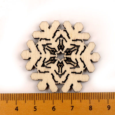 Λευκώματα αποκομμάτων που χρωματίζουν Snowflake τις χειροποίητες ξύλινες τέχνες σχεδίων