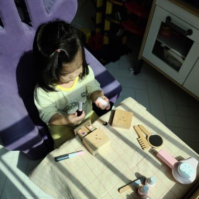 ISO9001 των παιδιών φορητό σύνολο παιχνιδιών Montessori ξύλινο καλλυντικό