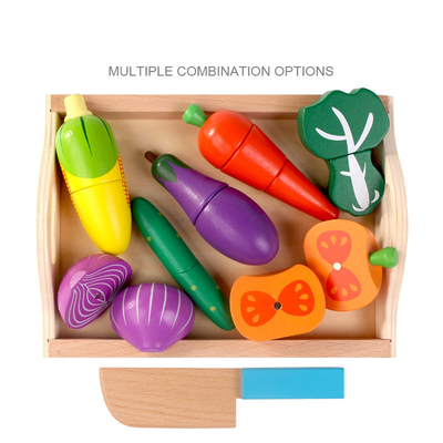 Η κουζίνα Montessori προσποιείται το παιχνίδι για τα παιδιά που κόβουν τα φρούτα Vegeta