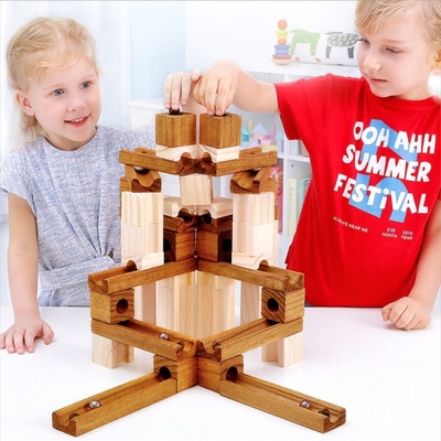 60pcs ξύλινο μαρμάρινο διαδρομής συνελεύσεων δομικών μονάδων σφαιρών γρίφων δώρο παιδιών παιχνιδιών παιδιών εκπαιδευτικό