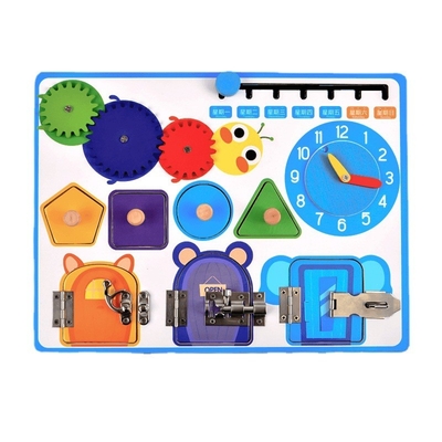 Ξύλινο ημερολογιακό ρολόι Montessori που ξεκλειδώνει την επιτροπή για τα κορίτσια αγοριών