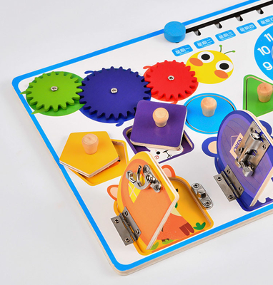 Ξύλινο ημερολογιακό ρολόι Montessori που ξεκλειδώνει την επιτροπή για τα κορίτσια αγοριών